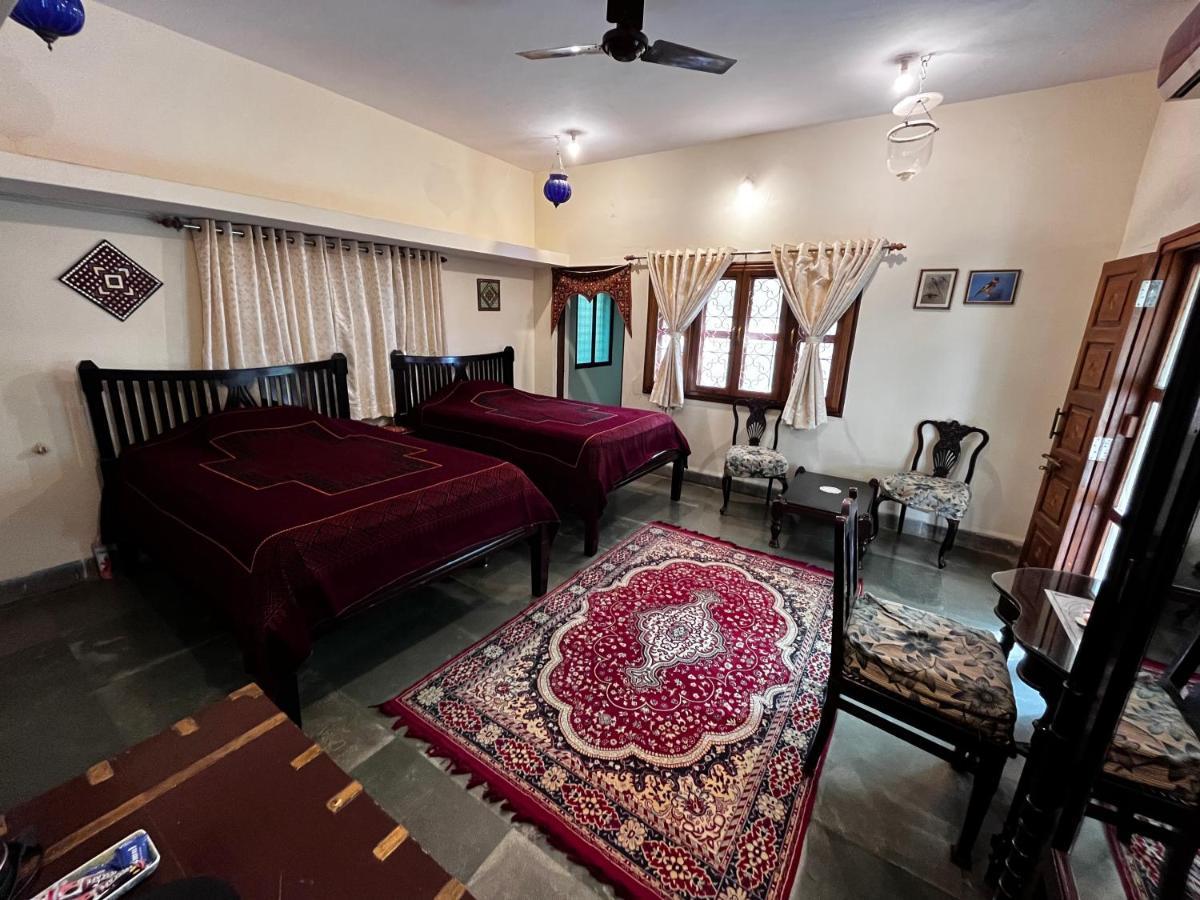 Sharad Baug Homestay Bhuj Extérieur photo