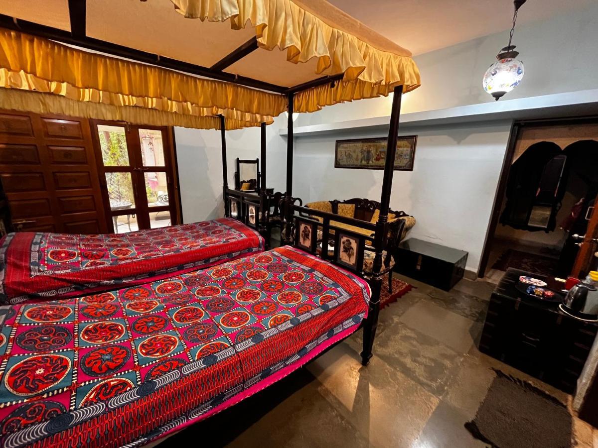 Sharad Baug Homestay Bhuj Extérieur photo