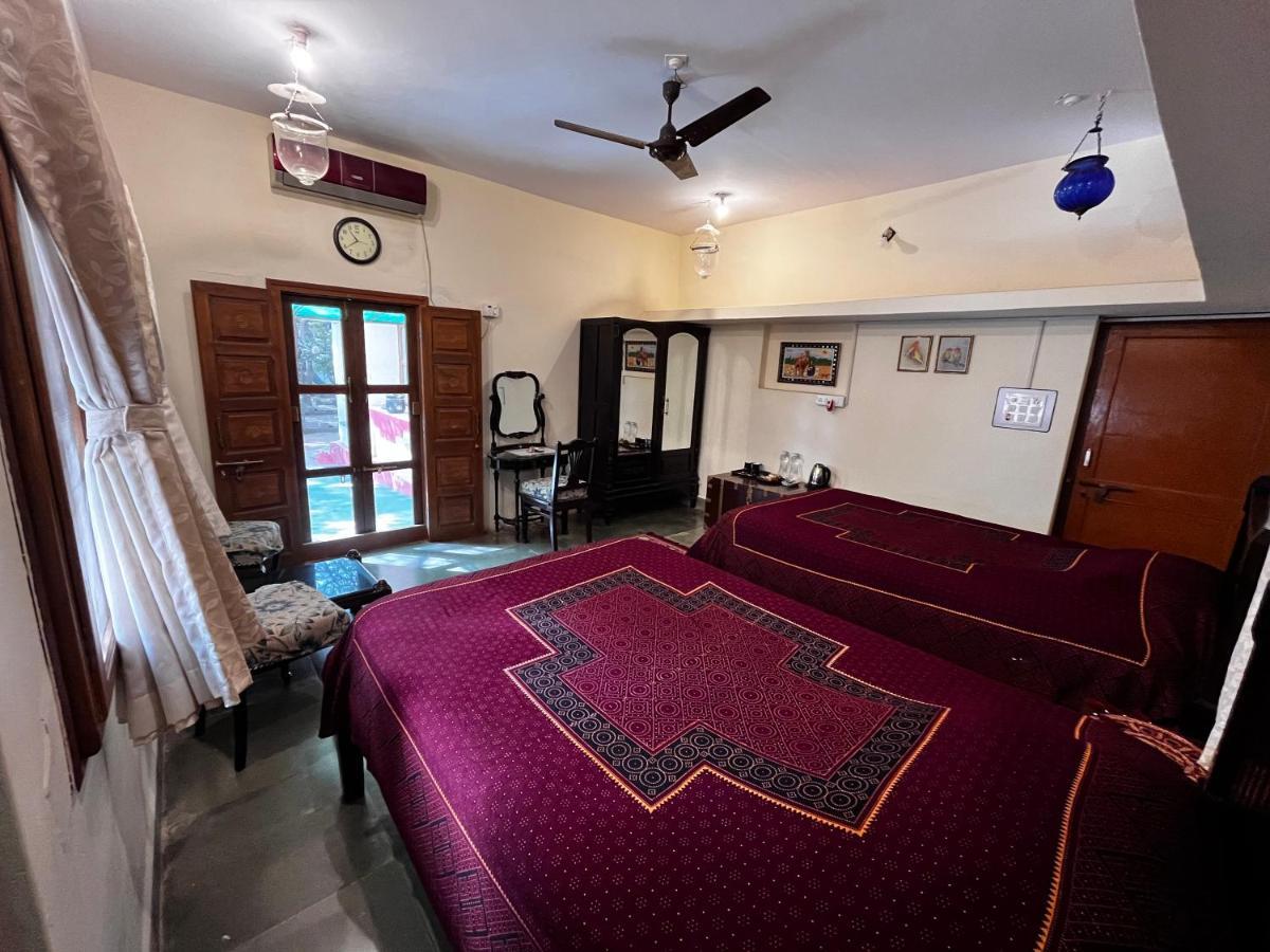 Sharad Baug Homestay Bhuj Extérieur photo